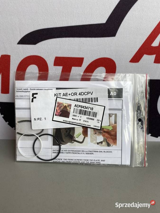 Zestaw uszczelek gniazda Massey Ferguson Rolnictwo