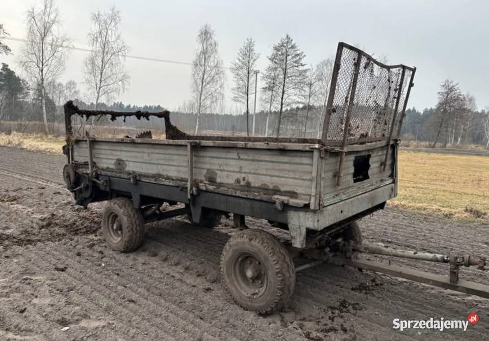 Rozrzutnik obornika dwuosiowy agromet czarna Białobłoty
