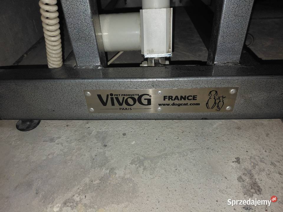 Stół w bardo stanie do strzyżenia i nie Dla psów Poznań