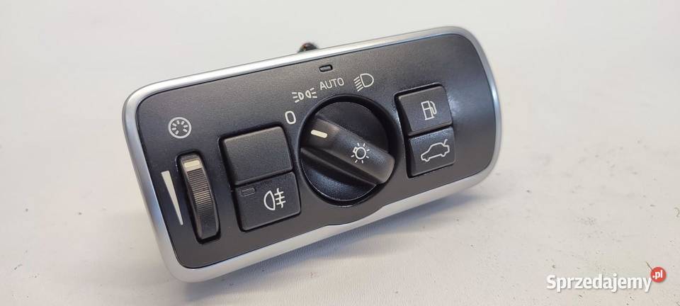 VOLVO XC60 V70 XC70 PRZEŁĄCZNIK ŚWIATEŁ 30739448 osobowe