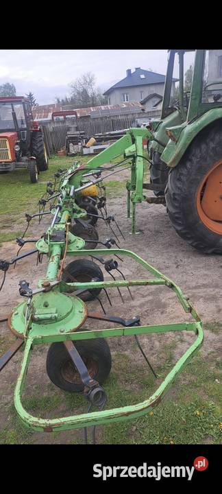 Przetrzasarka Karuzelowa DEUTZ FAHR KH 264 Fella Zgrabiarki i przetrząsacze Rolnictwo Rembów
