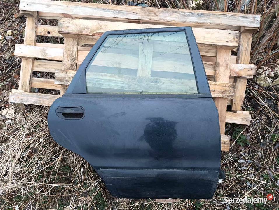 Drzwi tylne prawe Volvo v40 9604 czarne 33222 Kraków