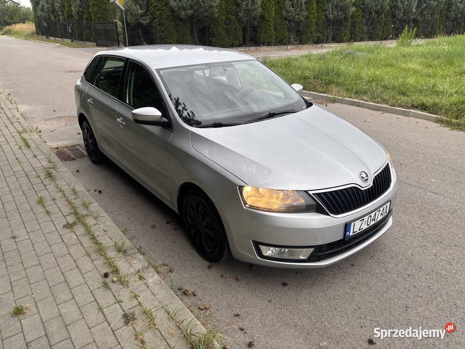 Skoda Rapid 12 Benzyna 90 2 kpl opon manualna Motoryzacja Zamość