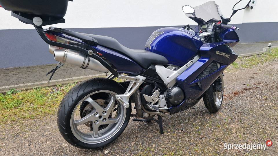 Honda VFR 80046 zadbany dodatki turystyczny Kielce