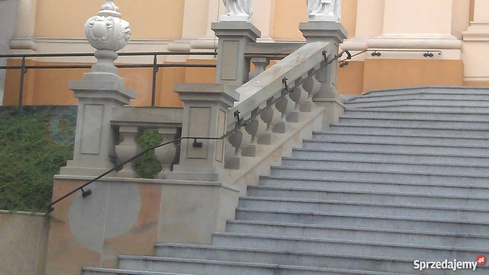Tralka szeroka z piaskowca Materiały budowlane Przemyśl
