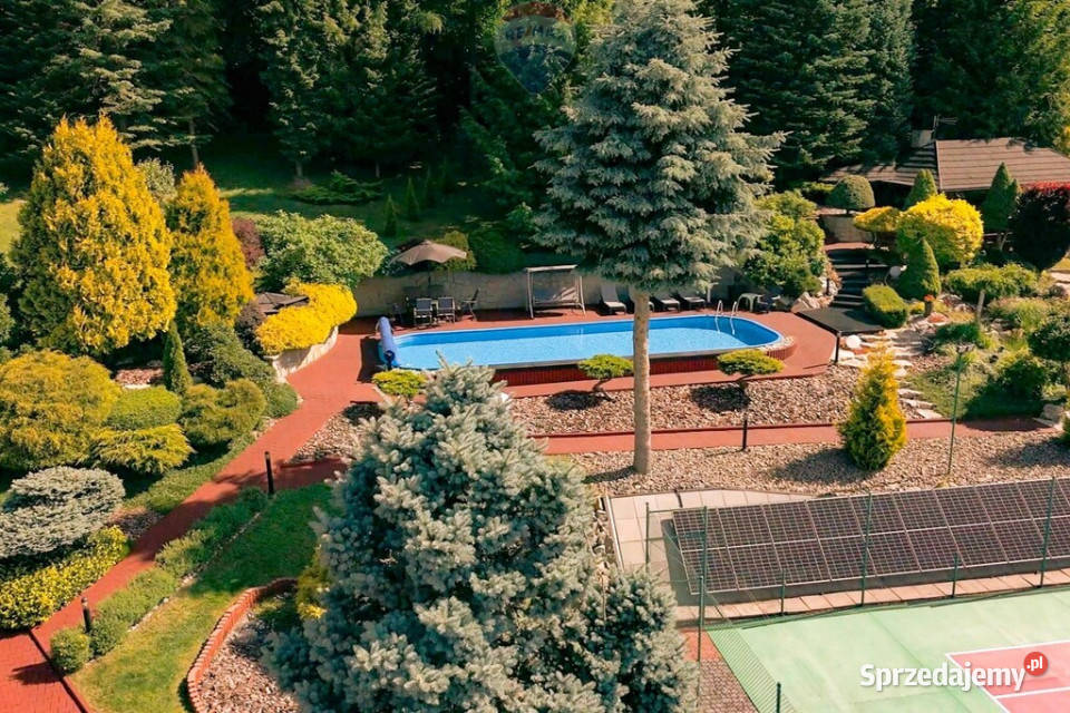 DomWilla z basenem i kortem tenisowym w górach 7700m2 Dobra sprzedam