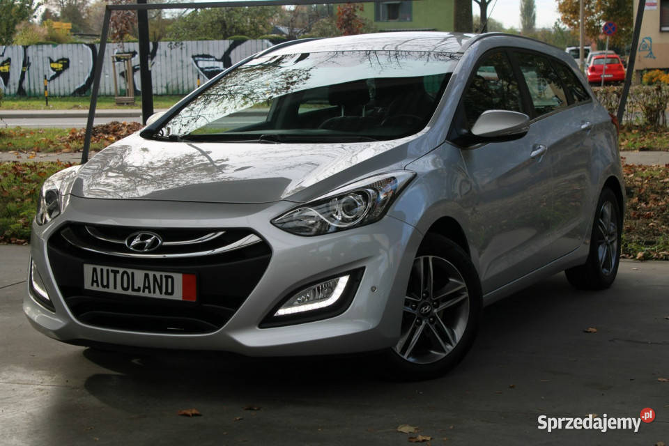 Hyundai i30 LEDY-Tempomat-Kamera-Klimatronik-Serwis-Zarejestrowany-GWARANC…