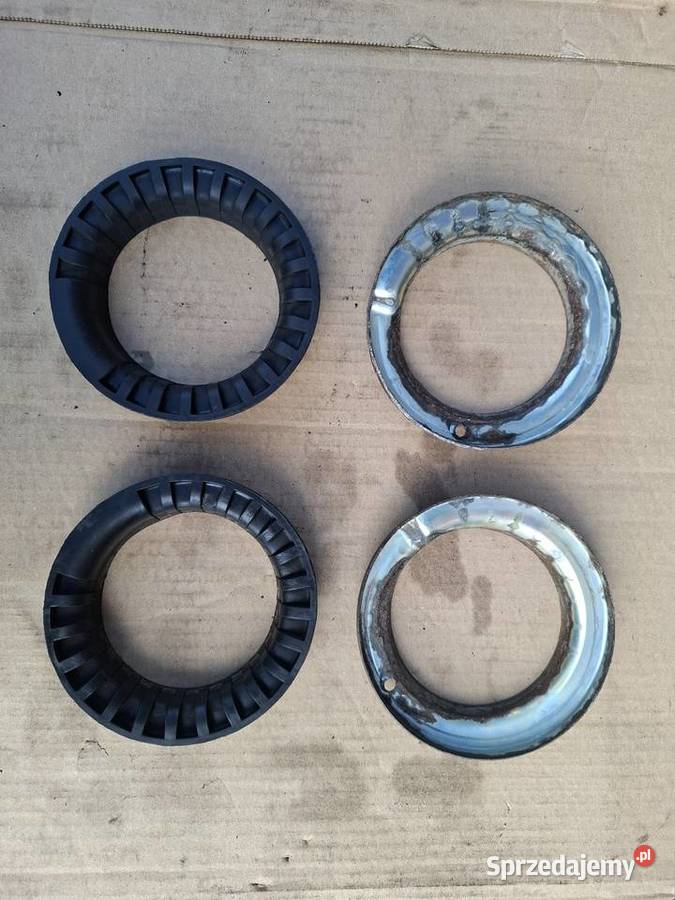 Miska poduszka sprężyny zawieszenia Fiat 126p osobowe Strzelce Opolskie