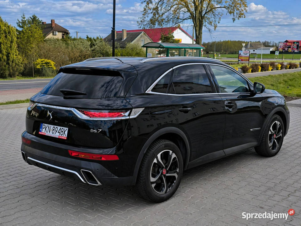 DS Automobiles DS 7 Crossback lakier metallic Sadlno