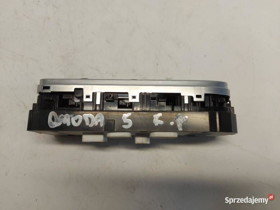 Chery Omoda 5 2024r panel przełącznik szyby szyb osobowe