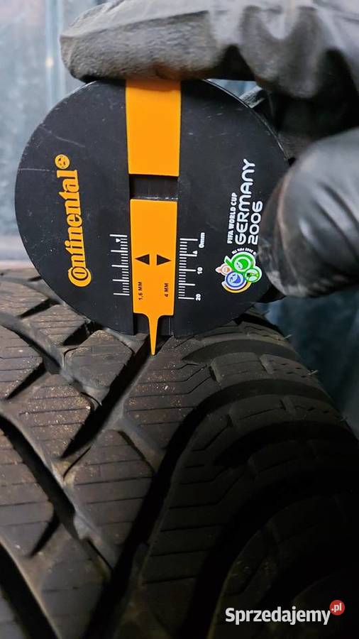 Uniryal 2255516 zimowe Ostrowiec Świętokrzyski