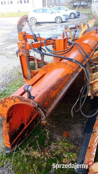 sprzedam pługi odśnieżne do traktorów Olesno