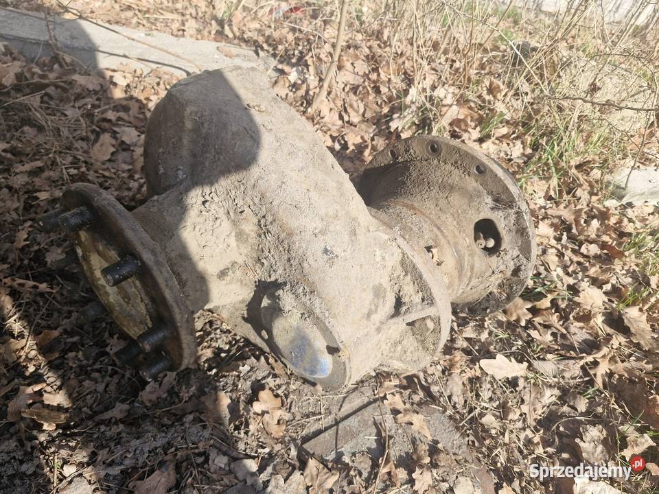 Zwolnica lewaprawa ostrówek k162 ursus części Barlinek