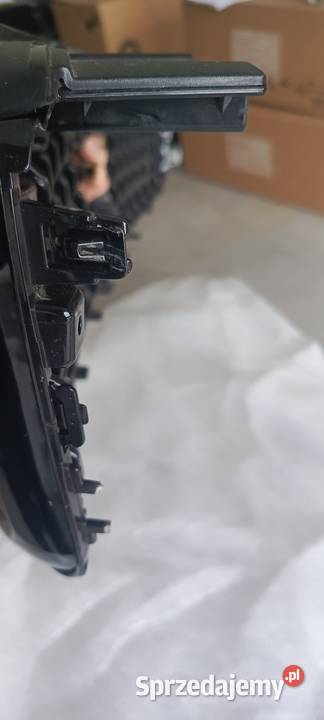atrapa grill Volvo xc40 rdesign osobowe kujawsko-pomorskie Brześć Kujawski