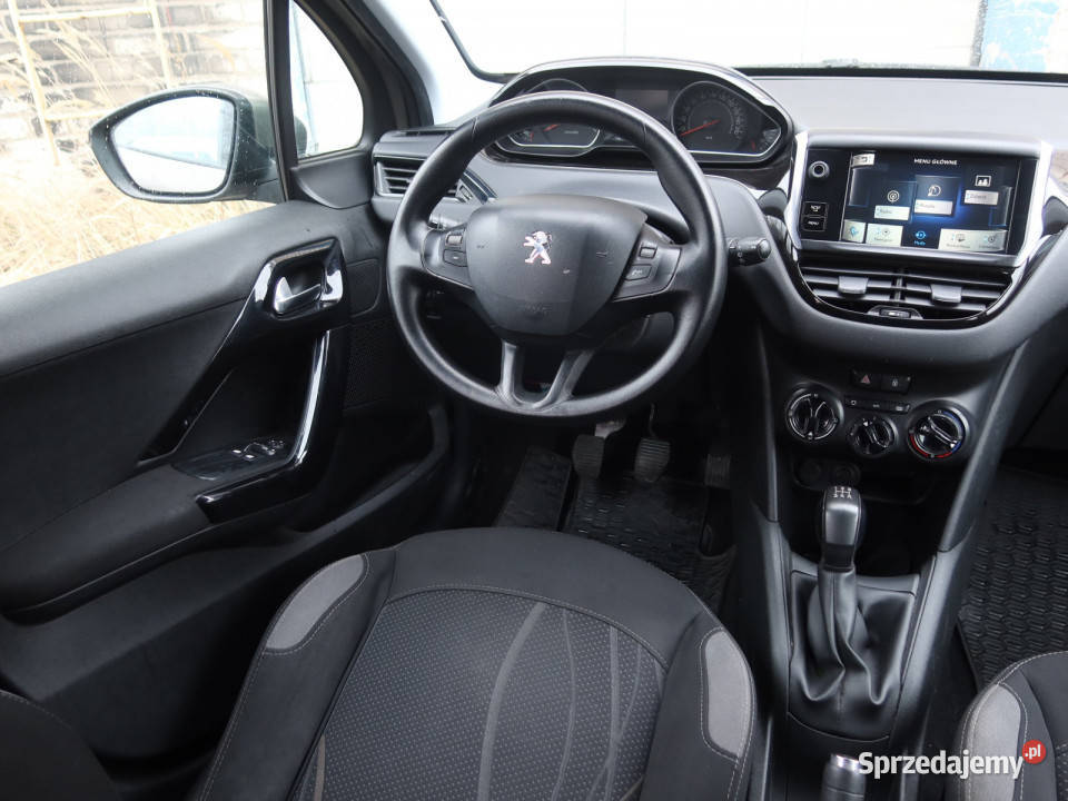 Peugeot 208 12 PureTech gniazdo USB Katowice