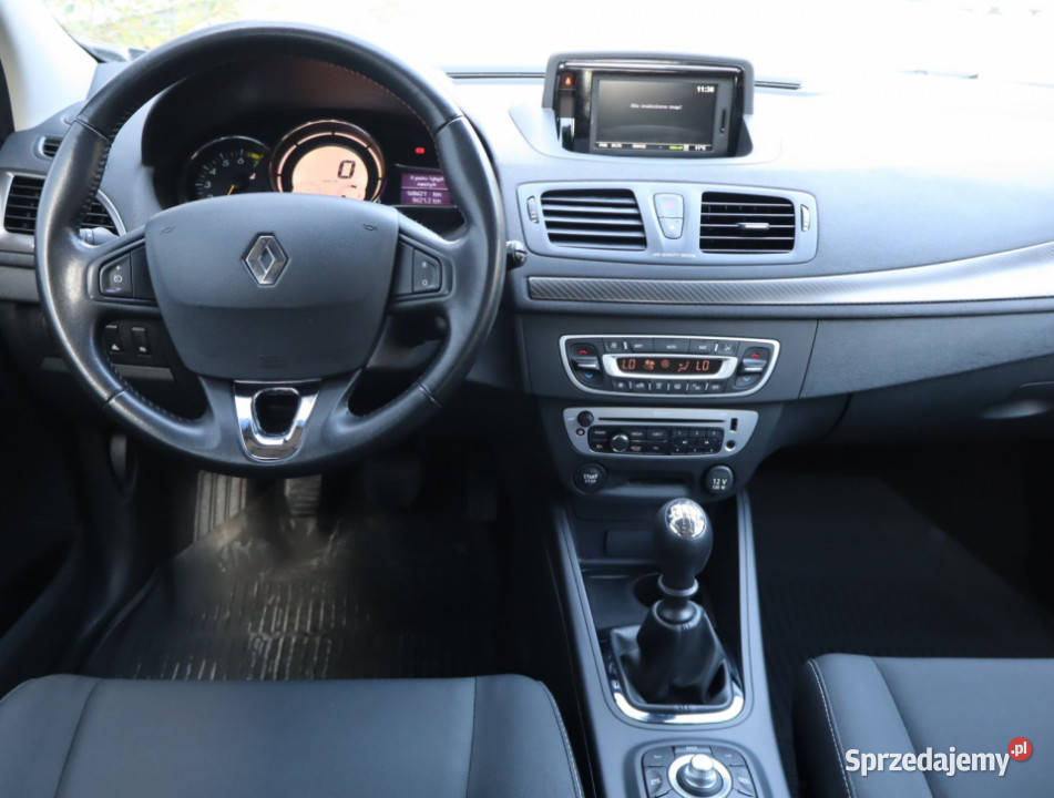 Renault Megane 12 TCe komputer pokładowy