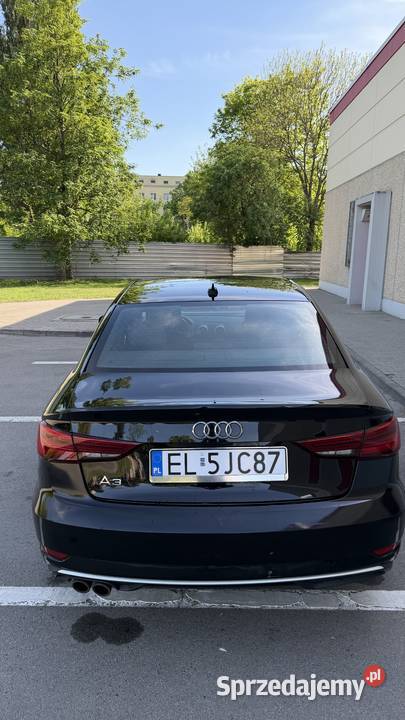 Audi A3 2017 roku20 benzyna 125000 automatyczna