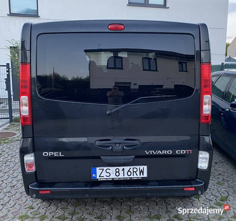 Opel Vivaro 20 CDTI 8 miejsc Tempomat Zadbany sprzedam