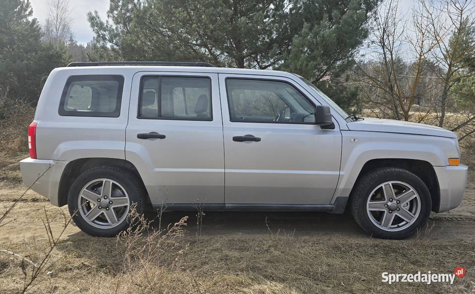 Sprzedam JEEP Patriot 2009 20 CRD 4x4 1 Patriot Ostrowiec Świętokrzyski sprzedam