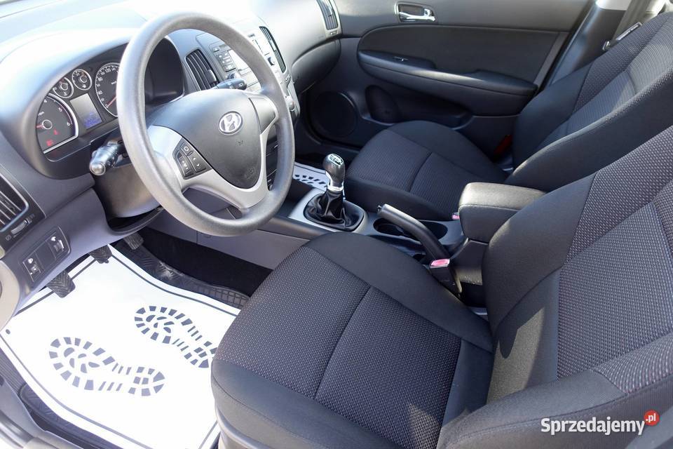 Hyundai i30 16CRDi 90 LIFT Klima KSerwisowa nieuszkodzony Buczkowice sprzedam