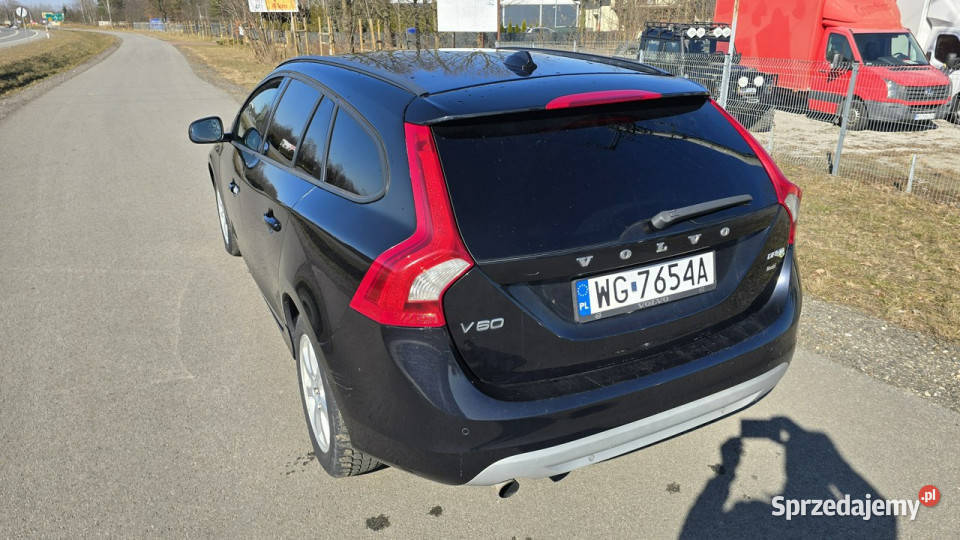 Volvo V60 Lekko Uszkodzony sprawny Jeżdżący I mazowieckie Karczew