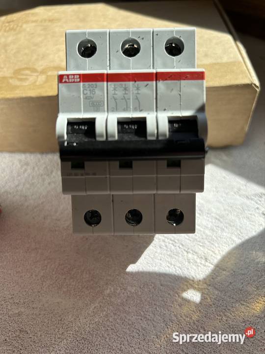 Wyłącznik instalacyjny ABB Rytlów sprzedam