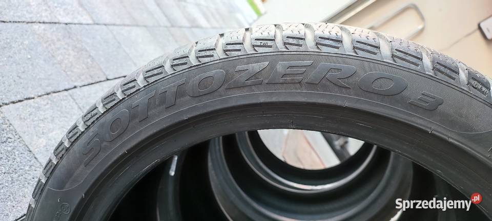 Opony zimowe Pirelli Sottozero 3 25540 R19 podkarpackie