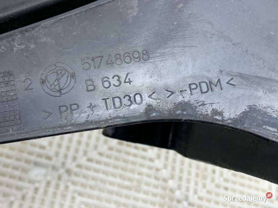 PODSZYBIE FIAT GRANDE PUNTO 51748698 Hatchback Podszybia