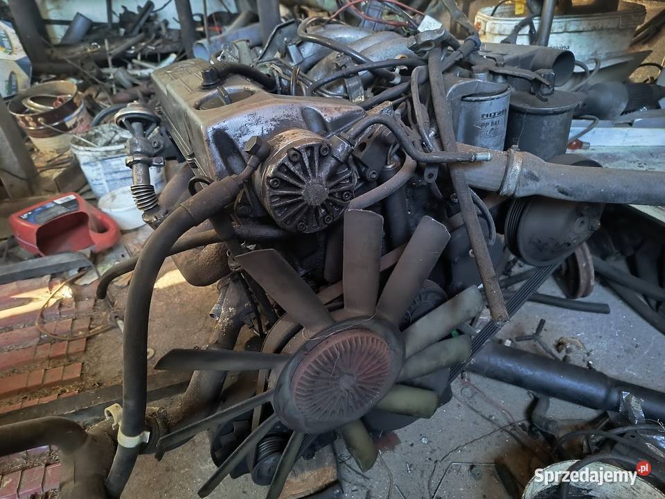 Mercedes 124 Silnik 20 diesel kompletny z Silniki kompletne śląskie Świerklany