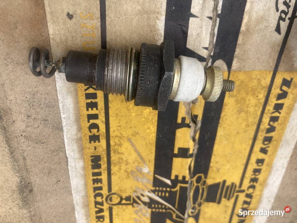 Świece Żarowe Iskra SM1C Nowe Ze Starych Zapasów Końcówki wtryskiwaczy