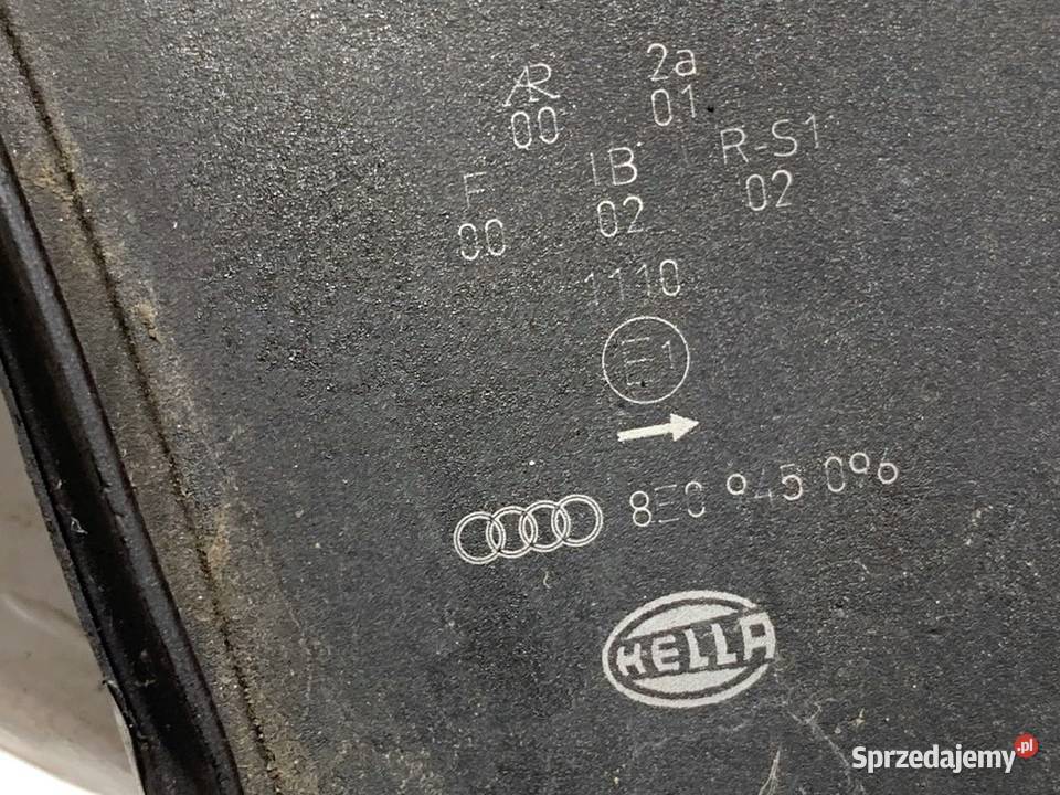 LAMPA PRAWY TYŁ AUDI A4 B6 8E0945096