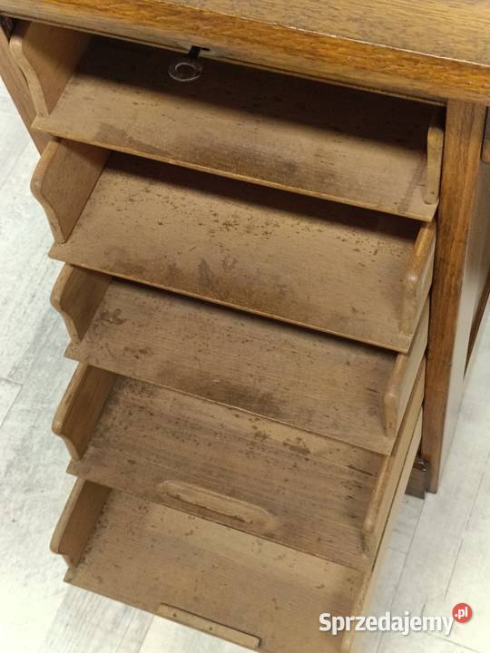 małe biurko dwustronne drewniane model Thonet z Biurka łódzkie Radomsko sprzedam