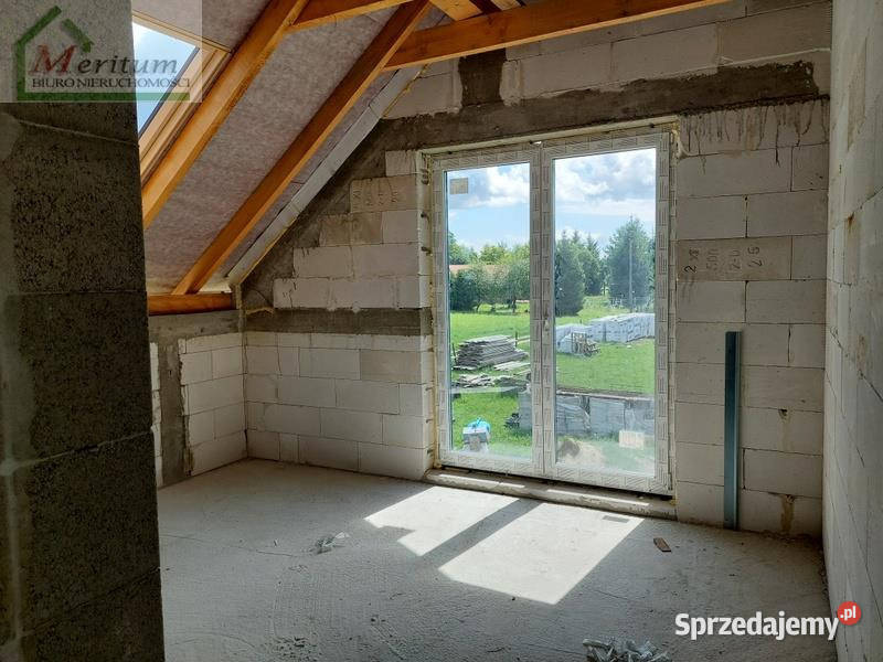 sprzedaży domu wolnostojącego 22243m2 Krosno sprzedam