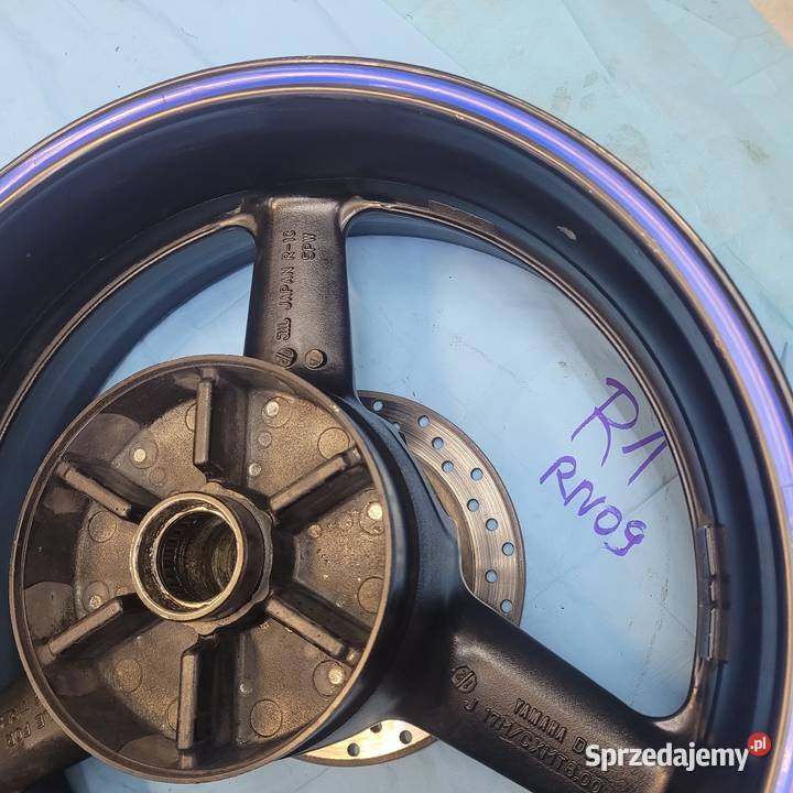 Yamaha R1 RN09 0203 felga tył tylna