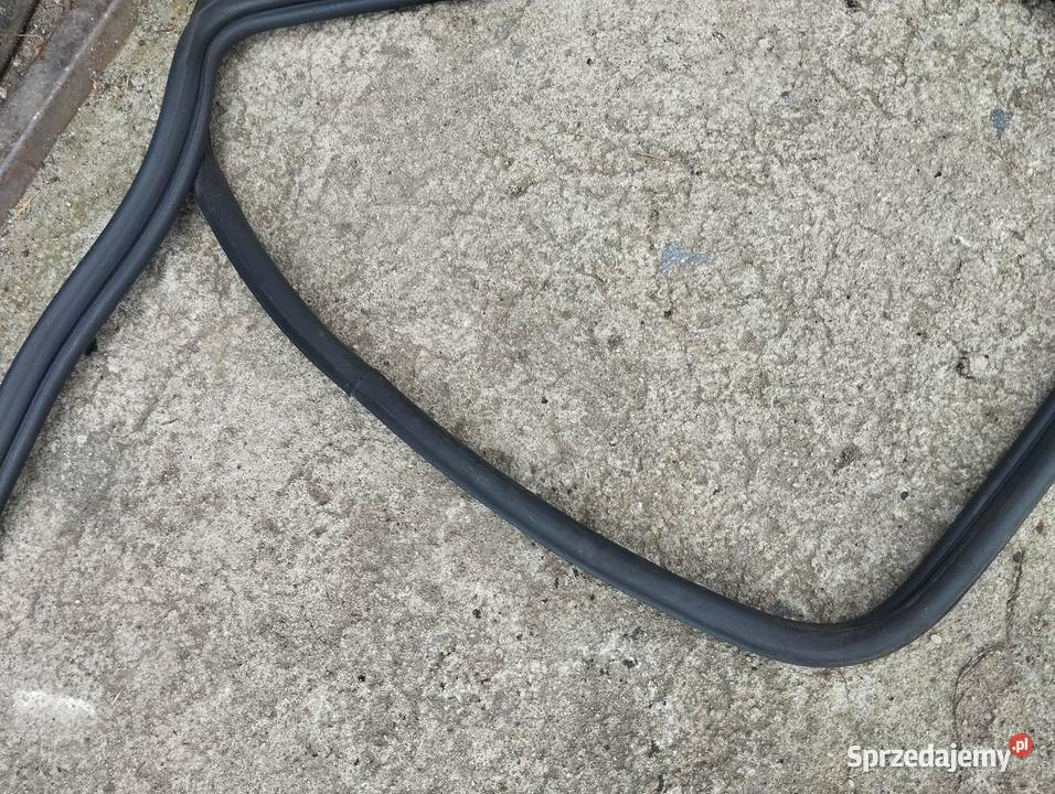 Uszczelki drzwi alfa164