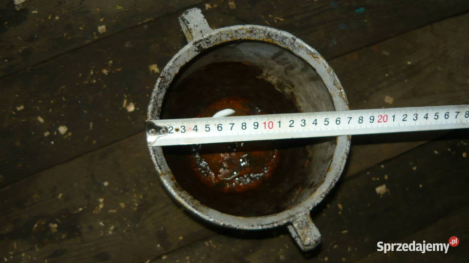 Stary żeliwny garnek żeliwny sagan garnki żeliwn