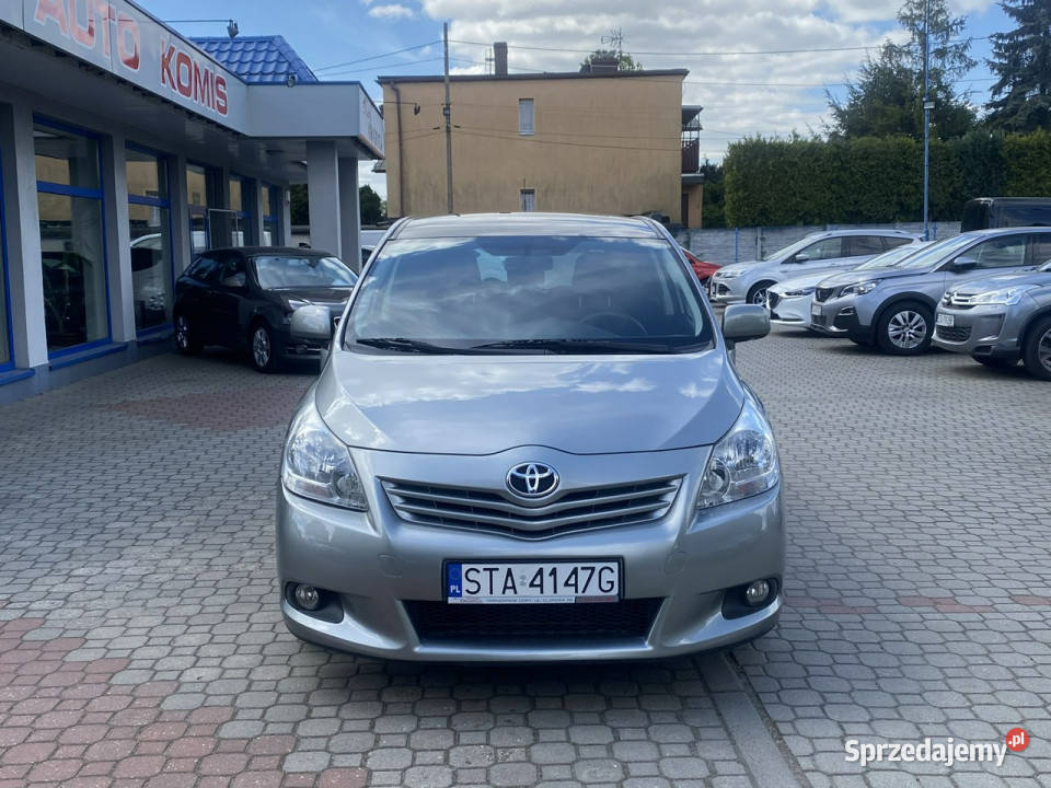 Toyota Verso Rezerwacja tempomat Tarnowskie Góry sprzedam