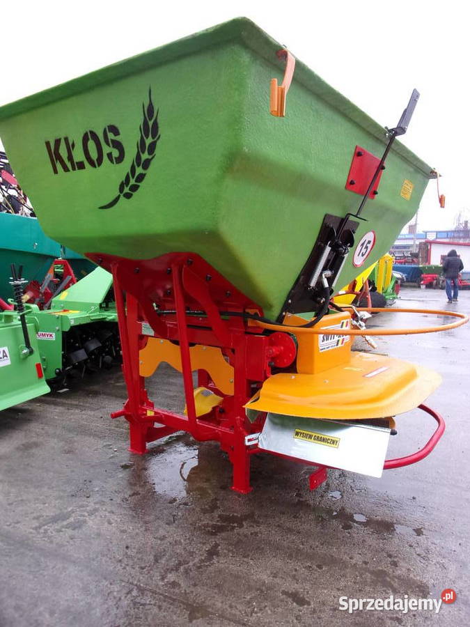 Rozsiewacz wapna i nawozów dwutarczowy KŁOS 800 Rozsiewacze nawozów Opoczno