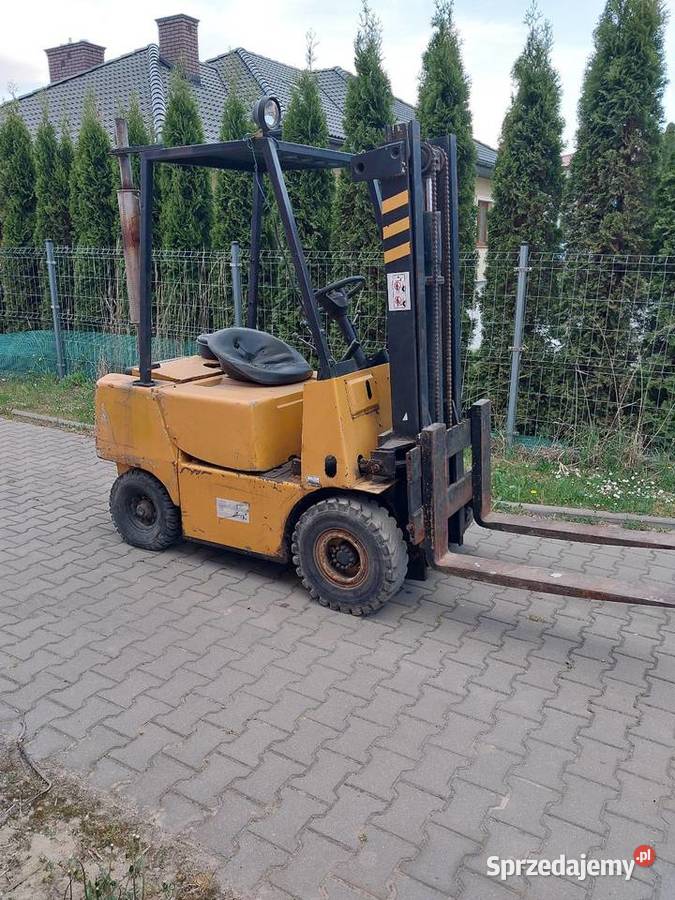Wozek widłowy widlak GPW silnik Perkins 3p lubelskie Kozubszczyzna