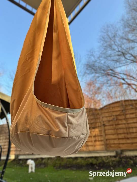 huśtawka kokon ogrodowa różowy