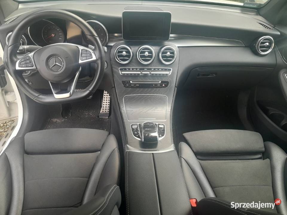 Syndyk sprzeda pojazd MercedesBenz GLC Zielona Góra