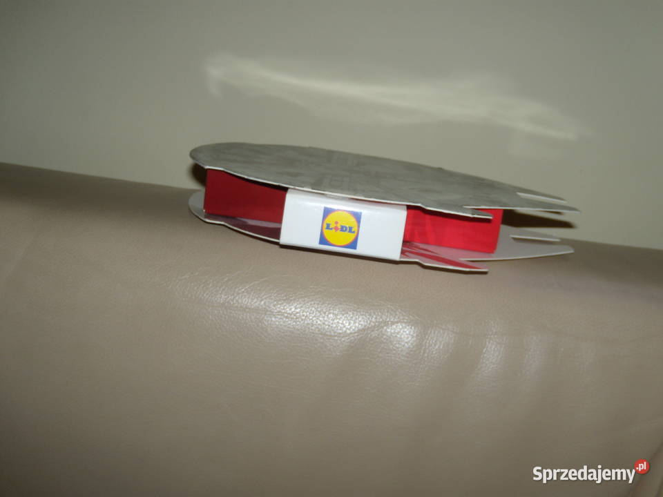 Kartonowy album kolekcjonerski na figurki Warszawa