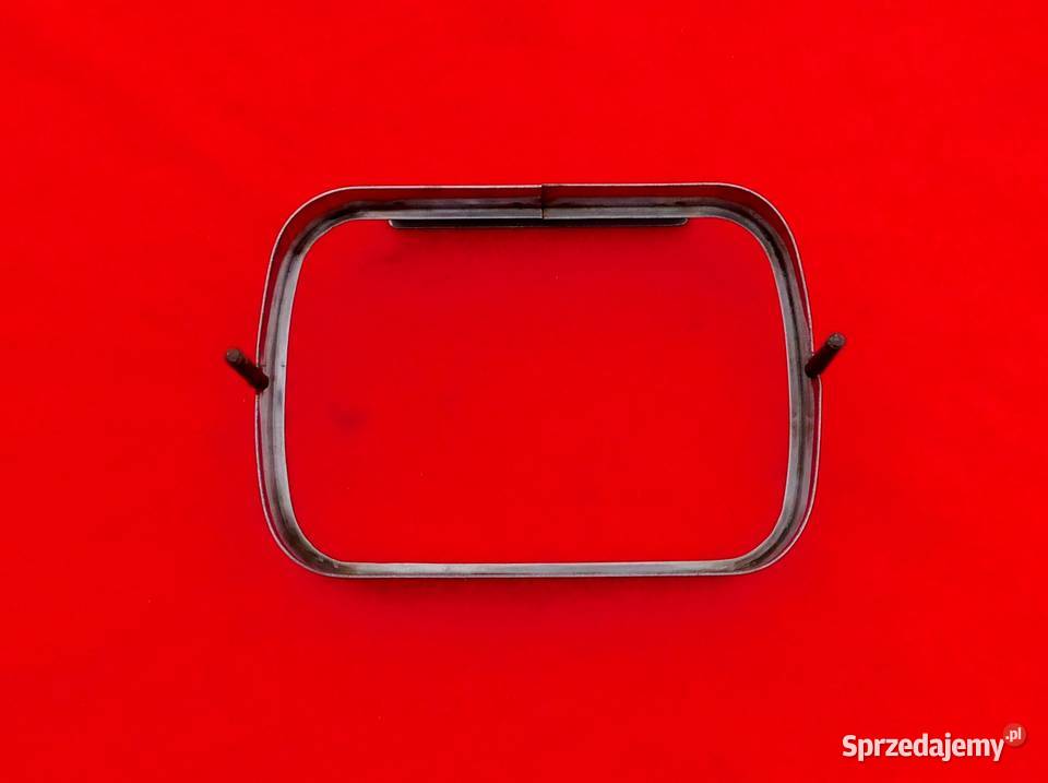 Ramka reflektora z daszkiem Fiat 126p 126 ST