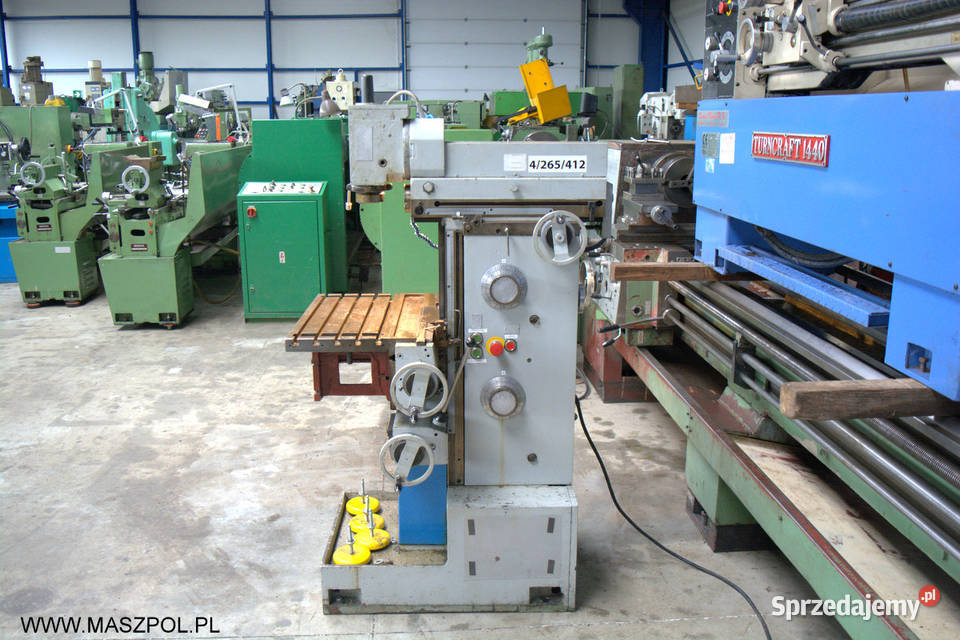 Frezarka narzędziowa uniwersalna FUS 22 ORADEA Produkcja