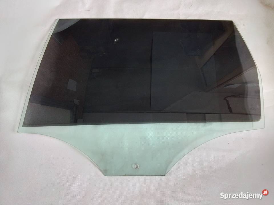 Szyba passat b6 lewy tyl kombi 2005r sprzedam