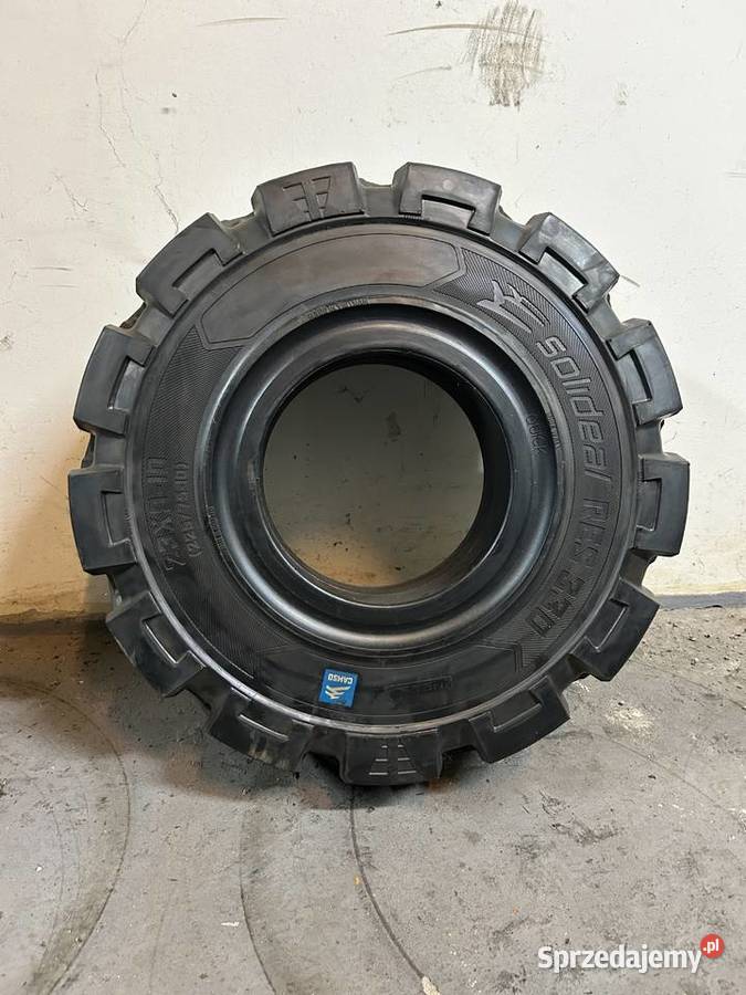 Opona pełna 23x910 QUICK Solideal RES 330 Mielec