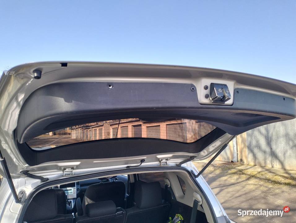 Corolla Verso 18 benzyna wersja 7 osób łódzkie Łęczyca