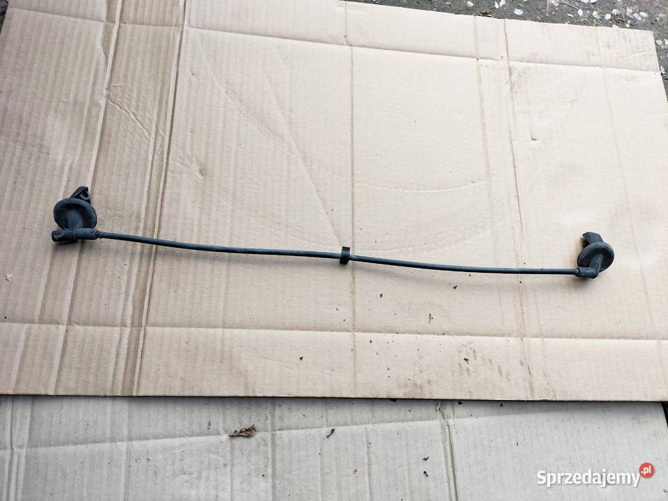 AUDI 80B3 80 B3 DYSZE SPRYSKIWACZE MASKI Kamień-Kolonia