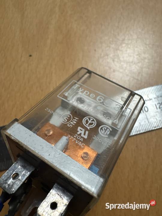 Przekaźnik Omron z Japonii typ 6534 30A250VAC1