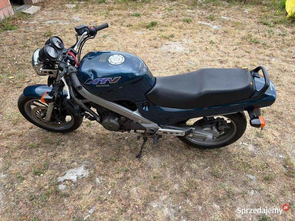 Honda NTV 650 nieuszkodzony